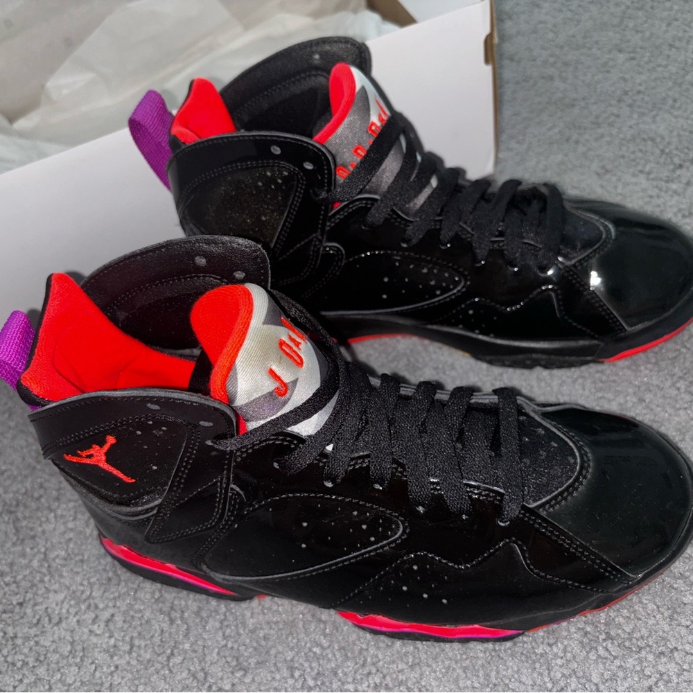Air Jordan 7 Retro Black/Bright Crimson